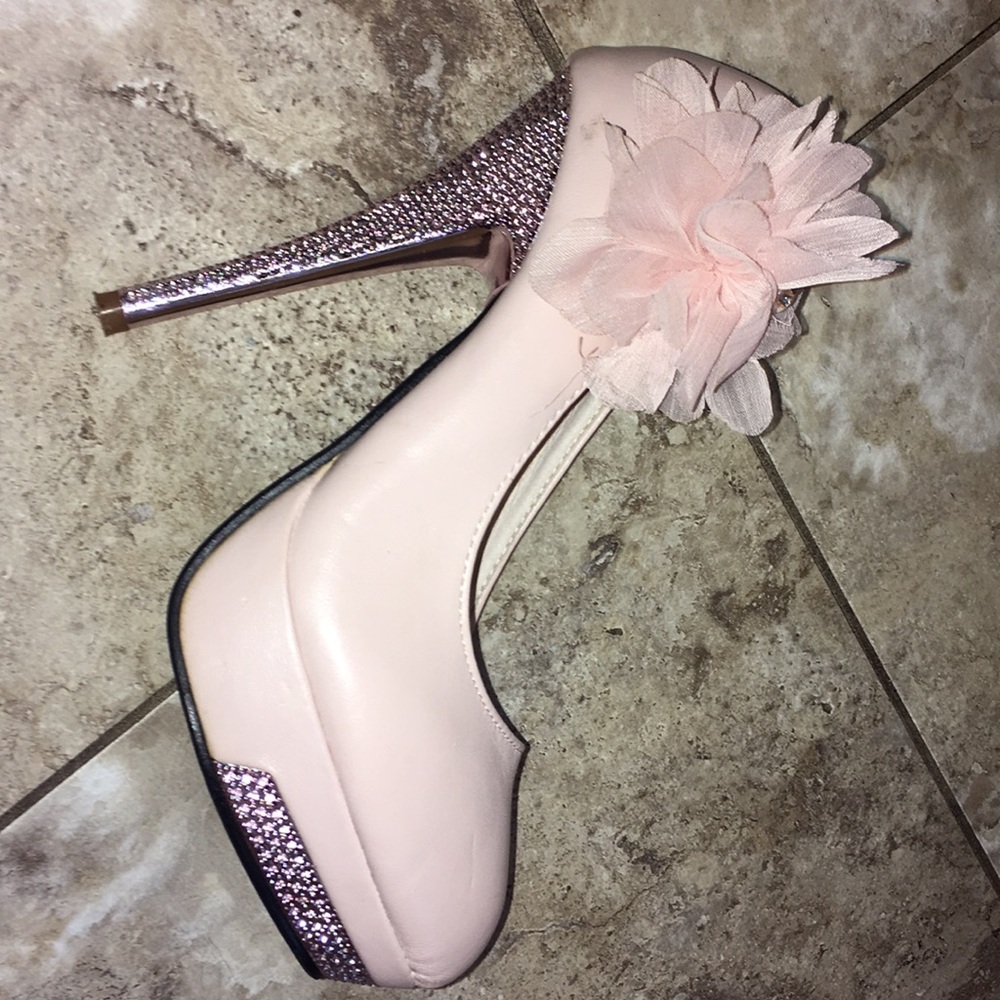 Kvoll genuine leather heels with bling